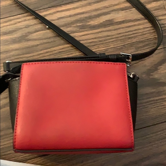 Michael kors cross body - Picture 5 of 6